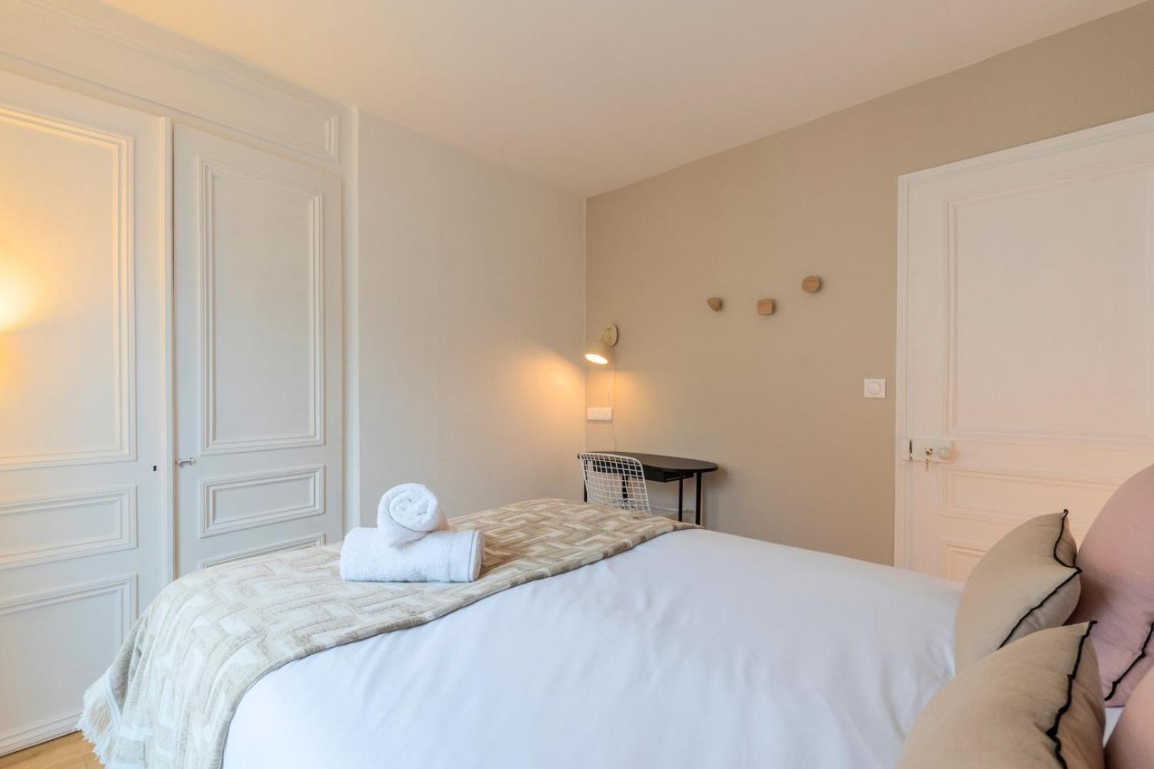3 Bedroom Apartment On The Grand Place Лил Екстериор снимка